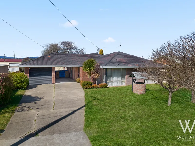 FAMILY LIVING AT EGLINTON