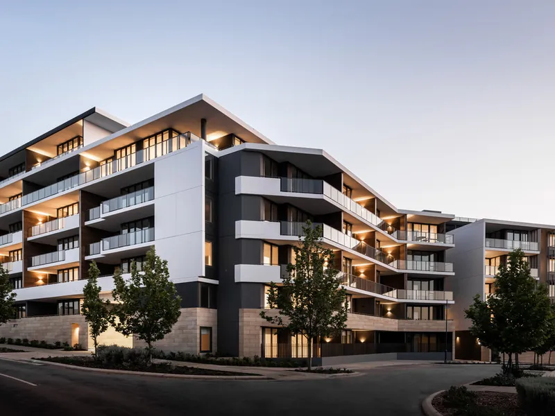 JOIN THE NEW GENERATION LIFESTYLE AT CLAREMONT ON THE PARK