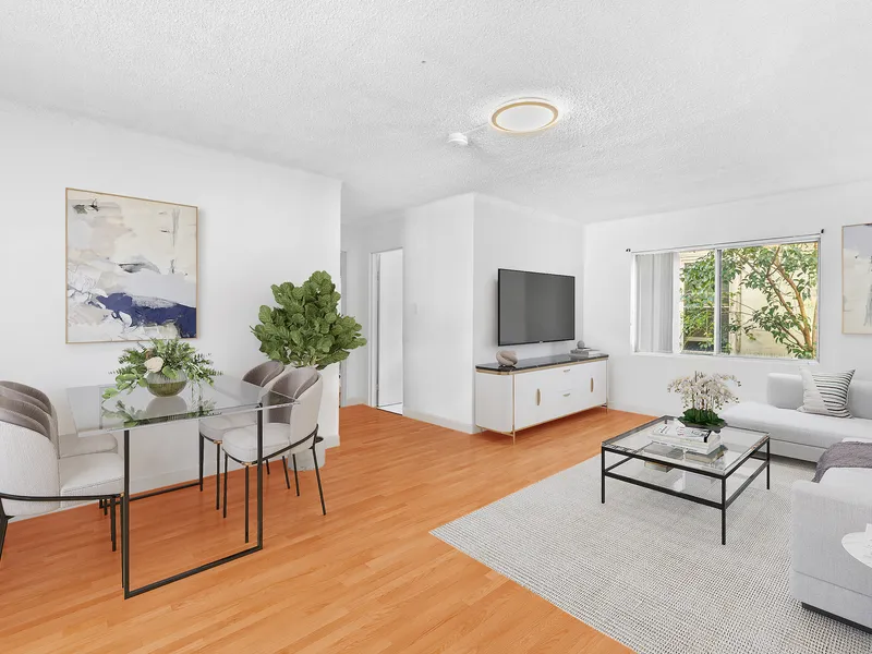 Low maintenance living in convenient location