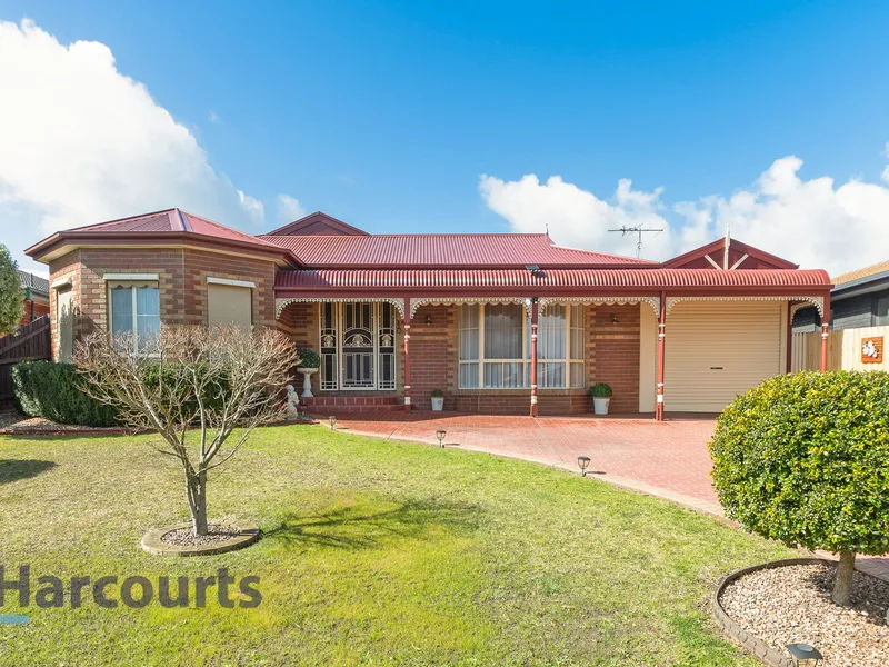 Superb Family Home In Court Location
