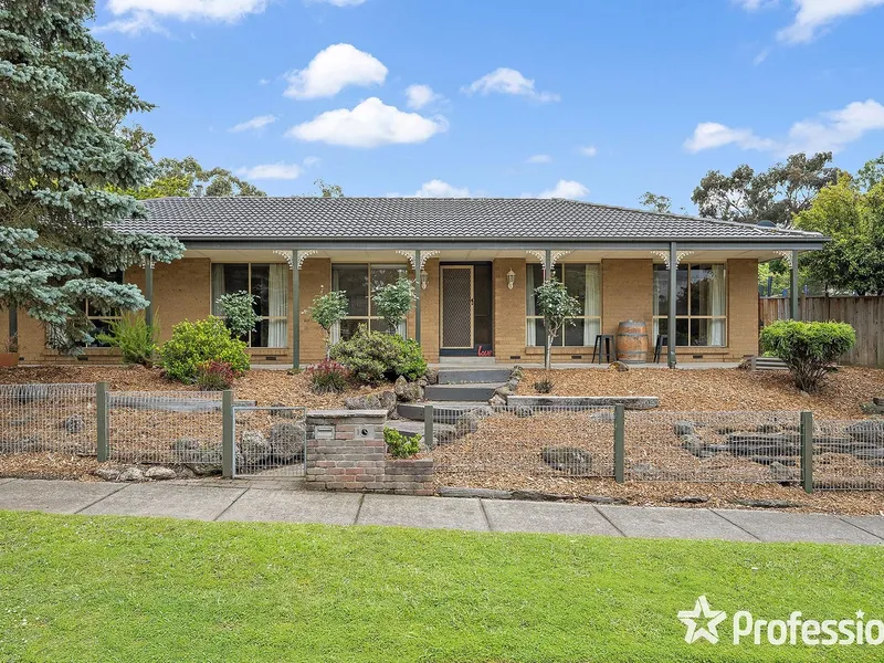 FAMILY LOVING IN A LOCATION YOU’LL LOVE