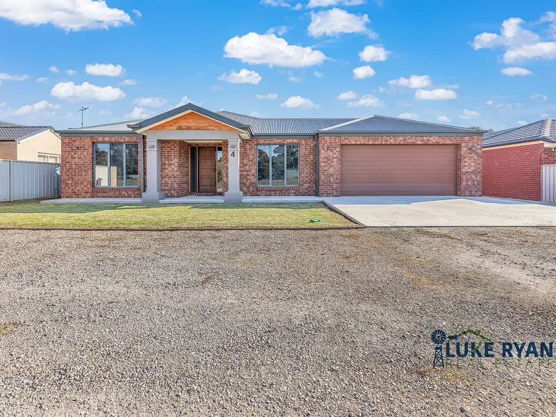 FOR THE FAMILY THAT ENTERTAINS