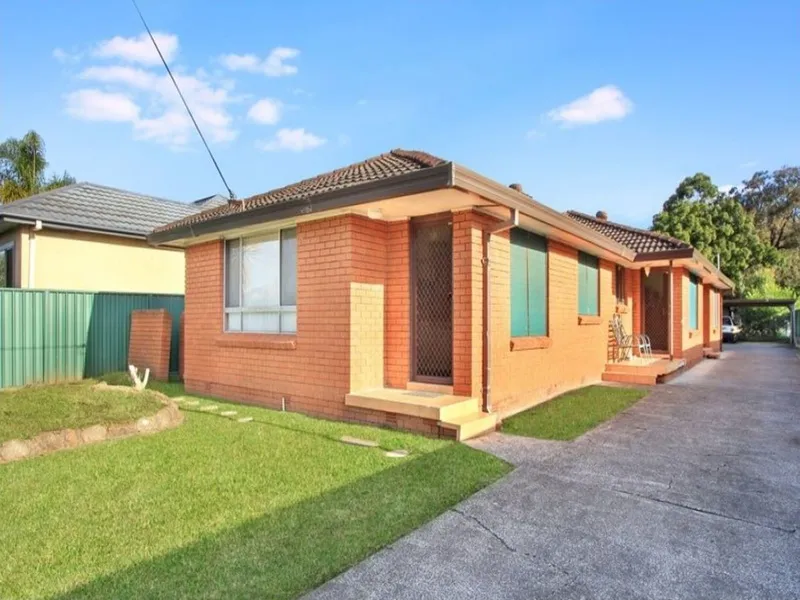 2/144 PRINCES HIGHWAY, ALBION PARK RAIL