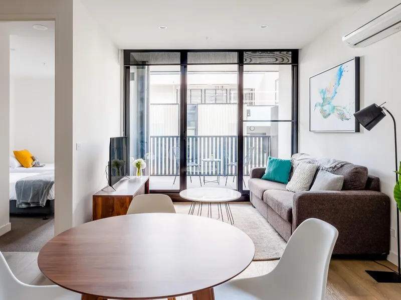 Modern Two-Bedroom Apt @Prime Location