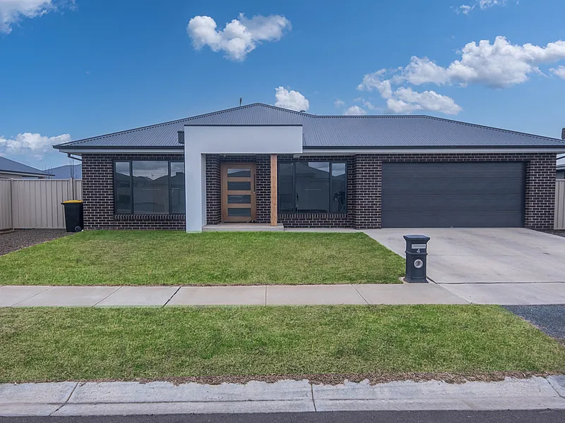 3 Year Old Kialla Stunner