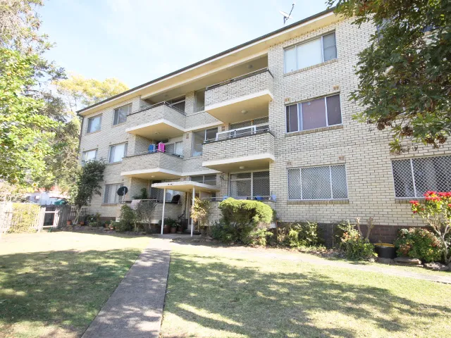 Spacious 2 bedroom unit
