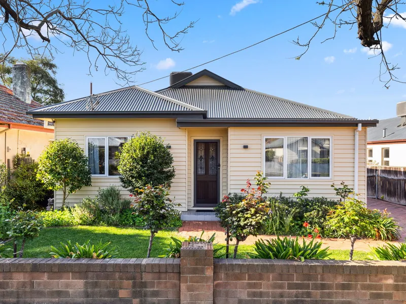 Fully Renovated 4 Bedroom Cottage in the Heart of Queanbeyan
