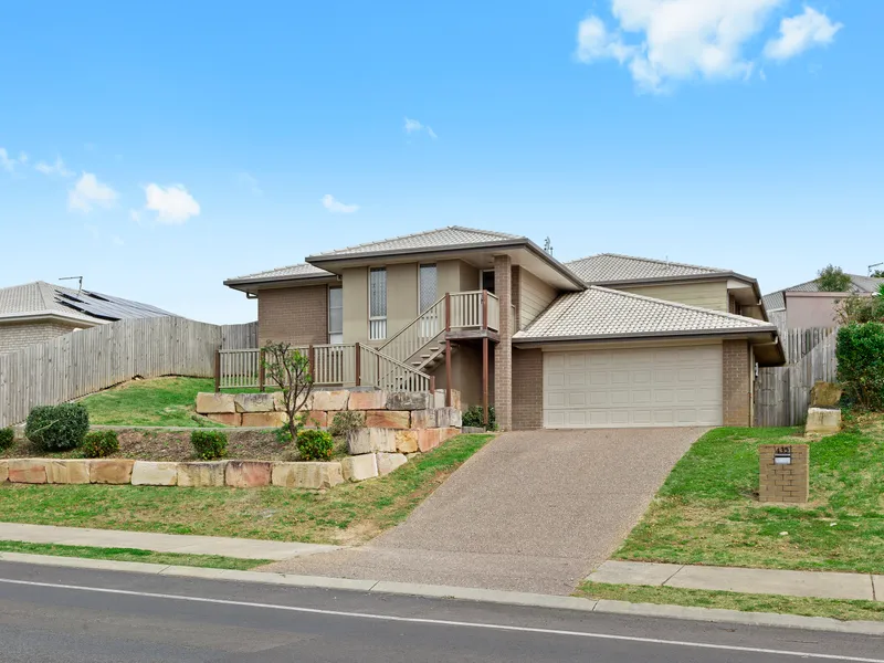 Great family home in an elevated Glenvale location