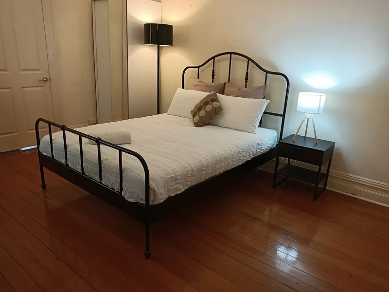 Walk to St Leonards Station and Royal North Shore Hospital in 9 Minutes