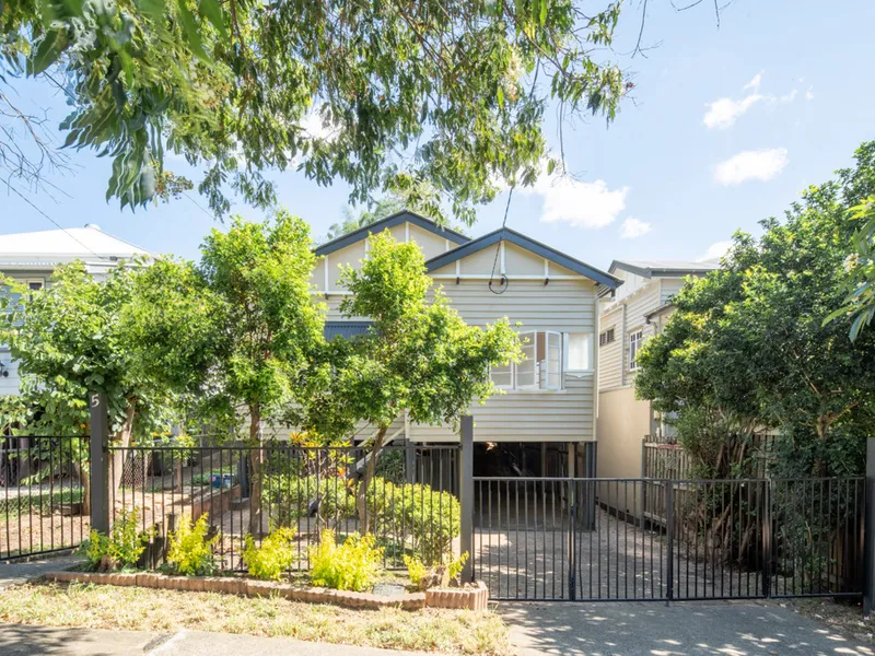 Perfectly positioned in Wooloowin, this home represents a rare and exciting opportunity!