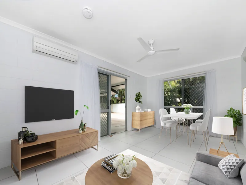 Central, Private & Refurbished Unit