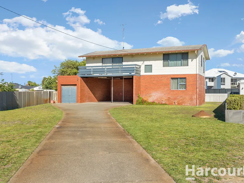 A Golden Opportunity In Silver Sands!