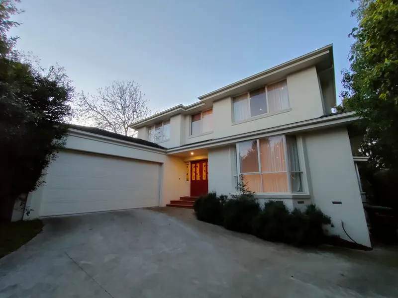 Large size luxury family home in Doncaster