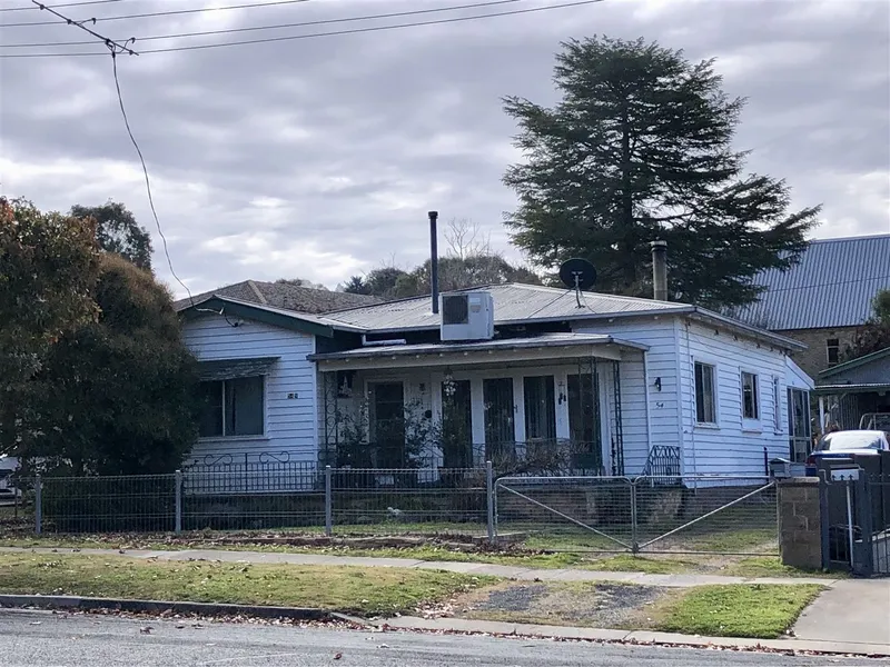 Close to Town Centre