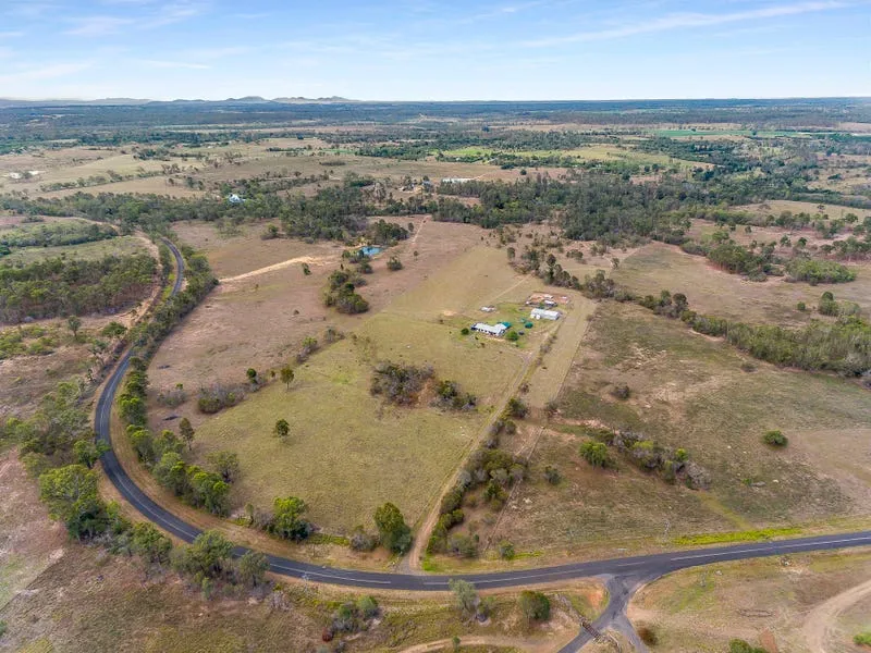 Ultimate Lifestyle Property with Income - Set up & ready to go.