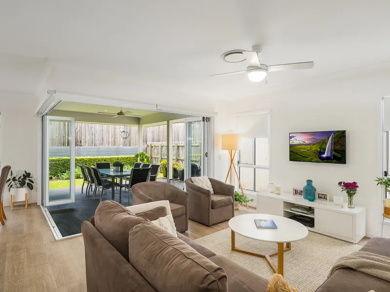 ALFRESCO LIVING - PARKSIDE LOCATION - DUCTED AIR