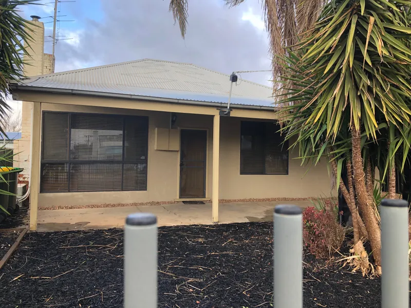 3 BEDROOM HOME WITH SHED