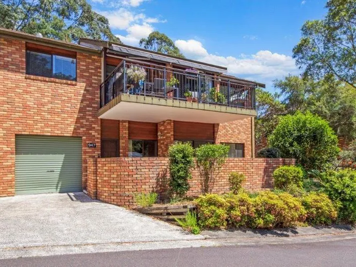 Spacious North East facing unit