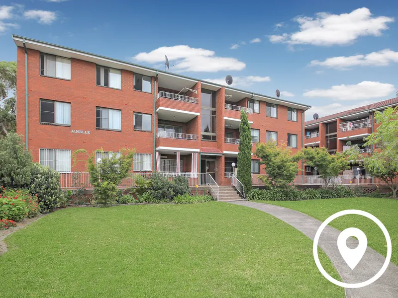 2 BEDROOM APARTMENT IN A CONVENIENT LOCATION