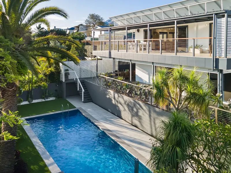 Multi-Generational Family Living At Its Best!