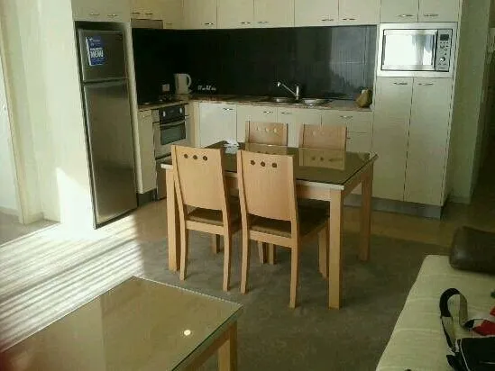 City two bedroom apartment close to QUT
