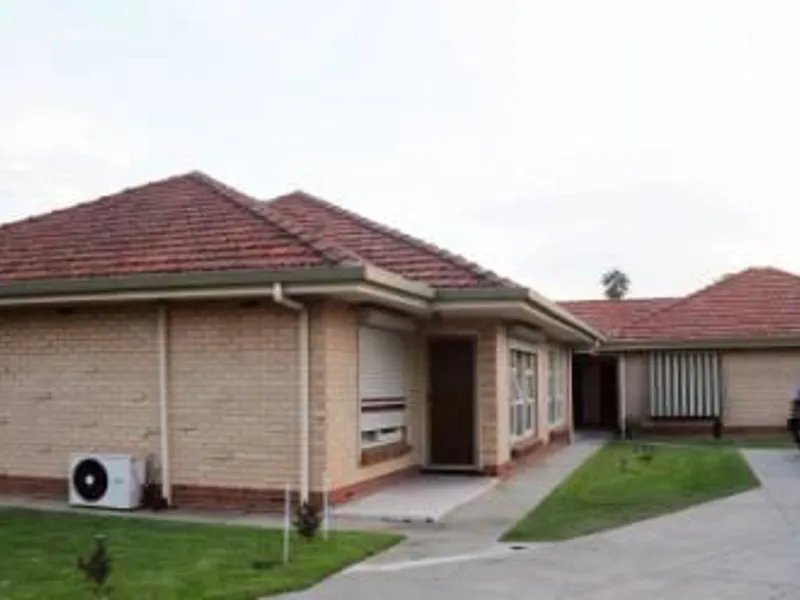 SPACIOUS 2 BEDROOM UNIT