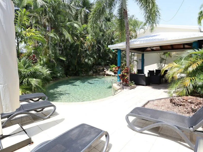 One Bedroom Beauty - close to beach