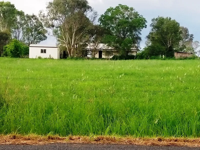 RURAL RESIDENTIAL FAR FROM THE MADDENING CROWD