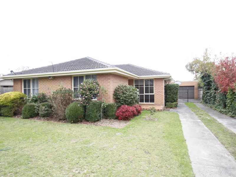 Spacious home in the heart of Wheeler's Hill.
