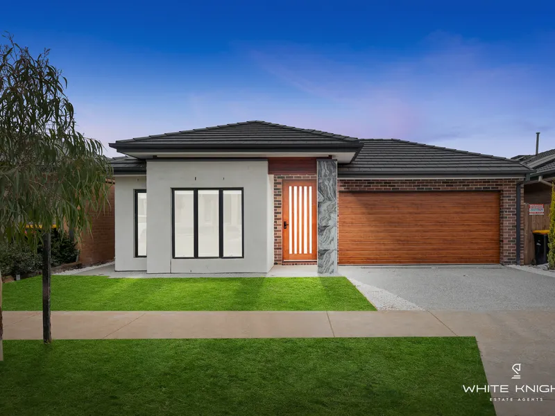 BRAND NEW- JUST 5 MNTS WALK TO SCHOOL & SHOPS, 4BEDS + LOUNGE & STUDY