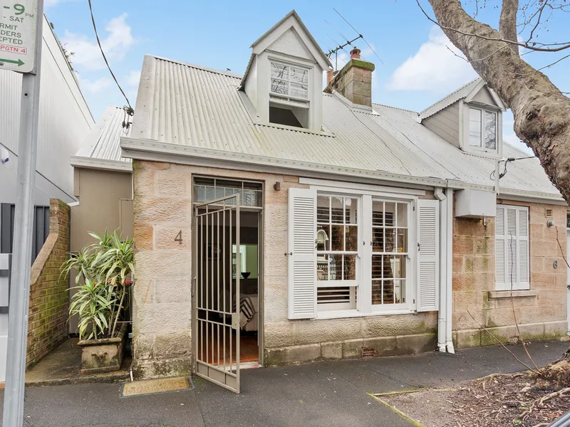 Impeccably presented sandstone terrace in the heart of Woollahra