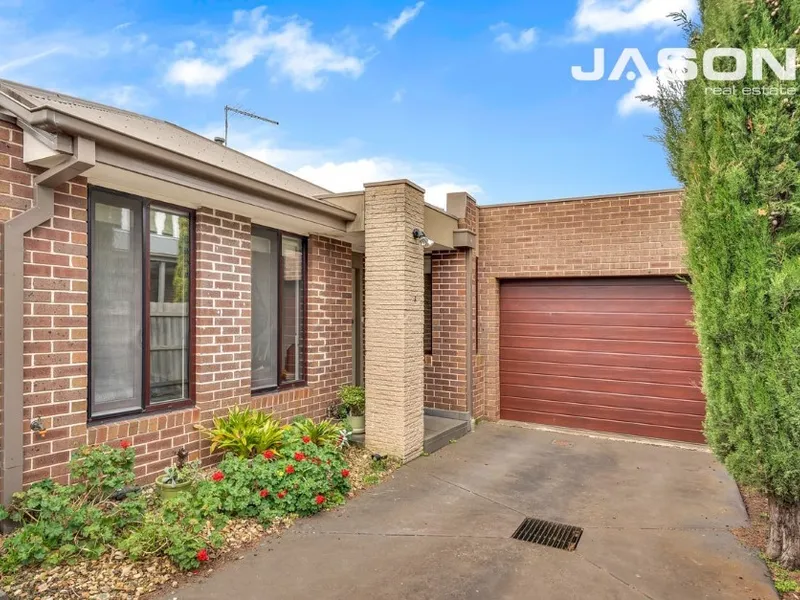 ZEN LIVING IN THE QUITE SUBURB OF WESTMEADOWS