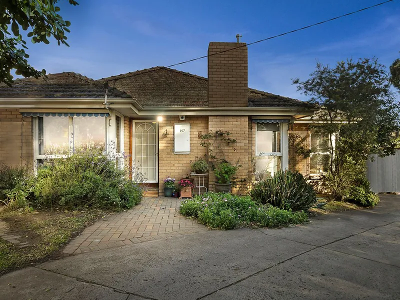 Spacious Family Home In Blue Chip Location!