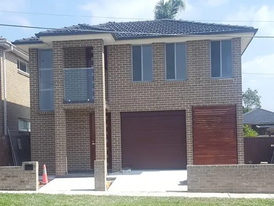 BRAND NEW BRICK VEENER TWO STOREY HOUSE, 2 MINS WALK FROM LIDCOMBE STATION