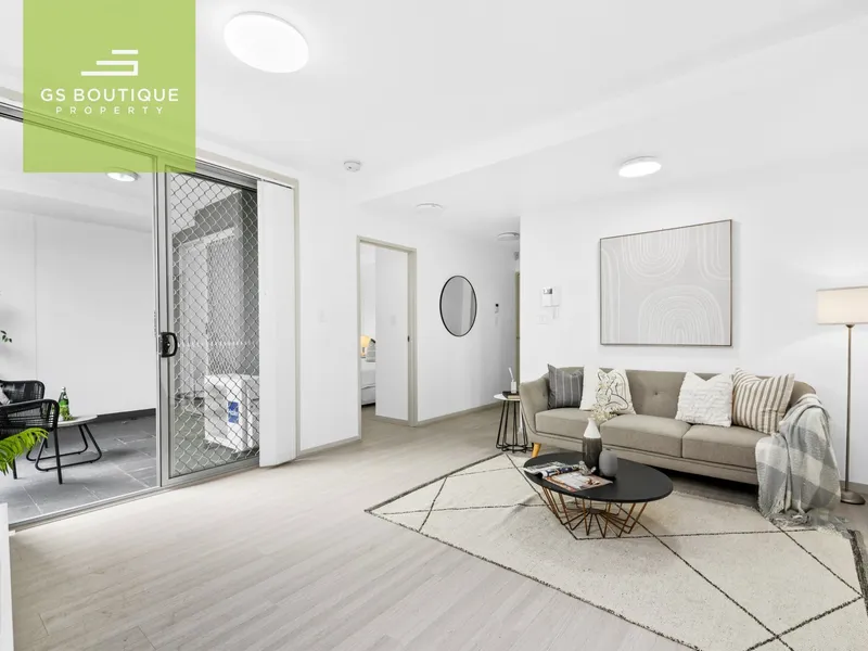 Newly Renovated 1-Bedroom Apartment in a Boutique Setting and Full Privacy aspect!