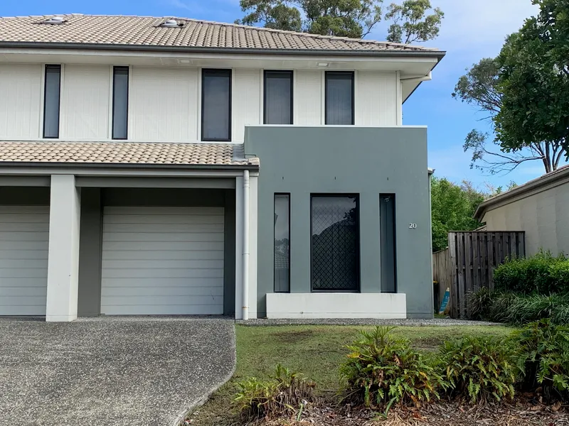 Investors Delight -Larger Than Normal Layout - Tenanted Until August 2021