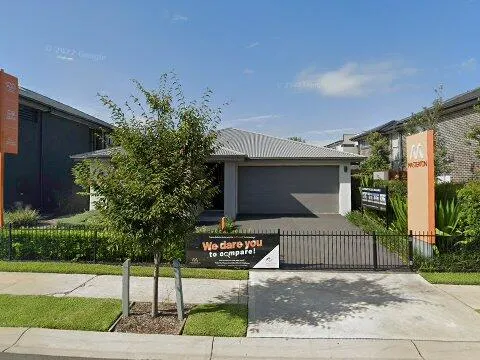 Luxury Living in Oran Park: Executive & Family Retreat!