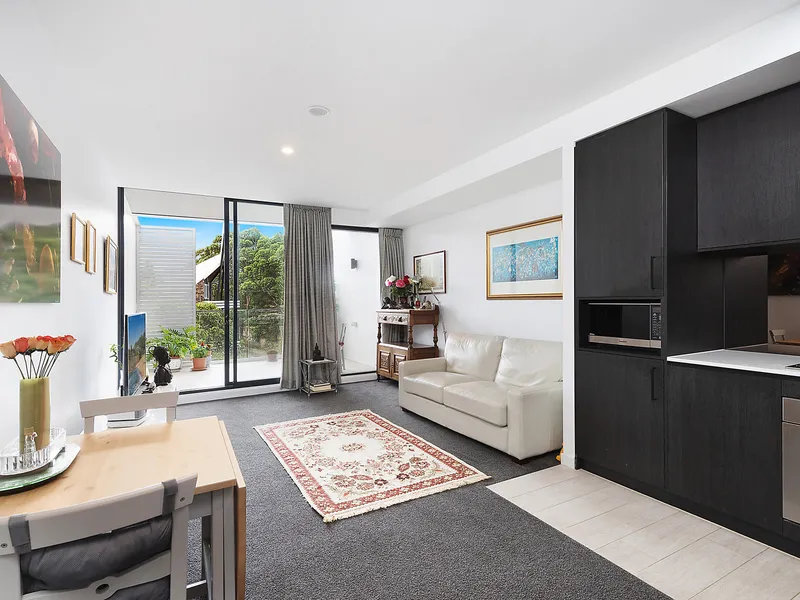 Stunning Manhattan style apartment by the beach