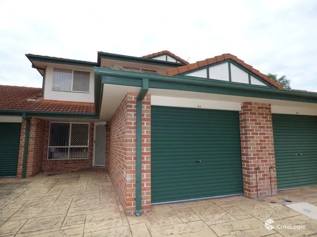 Affordable family townhouse in Carrara
