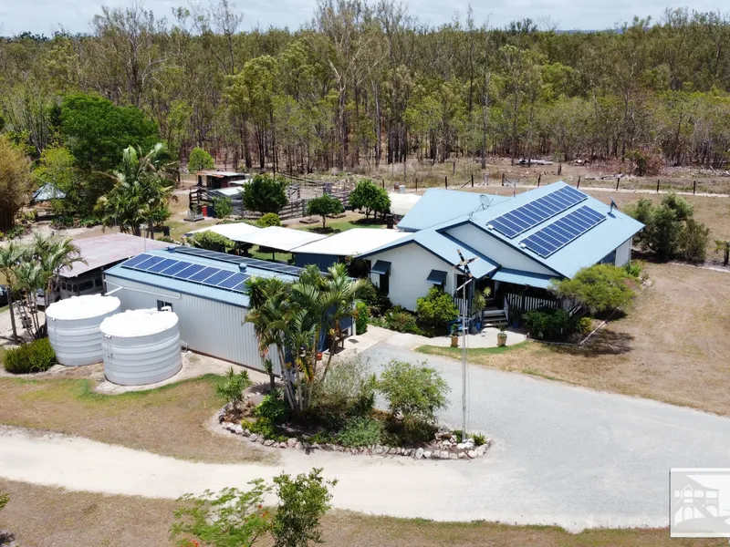 RURAL RETREAT ON 3 ACRES + ADDITIONAL 340 ACRE LEASEHOLD LAND