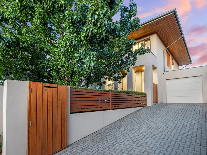 Location, Luxury, Lifestyle!