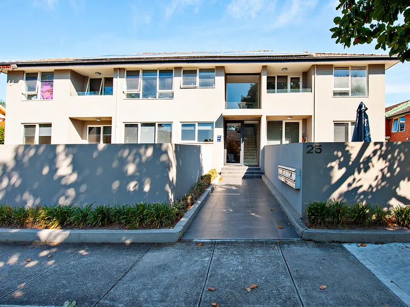 PLEASE REGISTER YOUR DETAILS BELOW, TO BE NOTIFIED OF UPCOMING INSPECTION TIMES