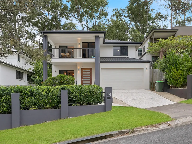 Executive Family Home with Sweeping Views