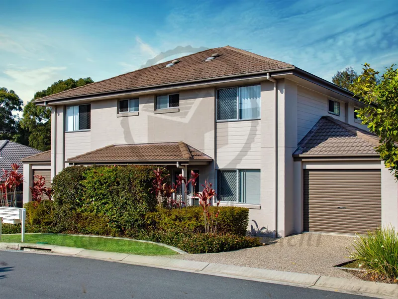 AVAILABLE DATE TBC - Koalas at back door - Short walk to Mango Hill Railway Station - Yard maintenance included