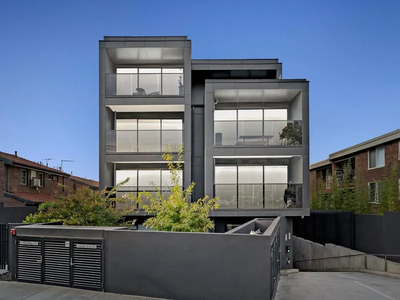 Stunning Lifestyle Living At Its Finest