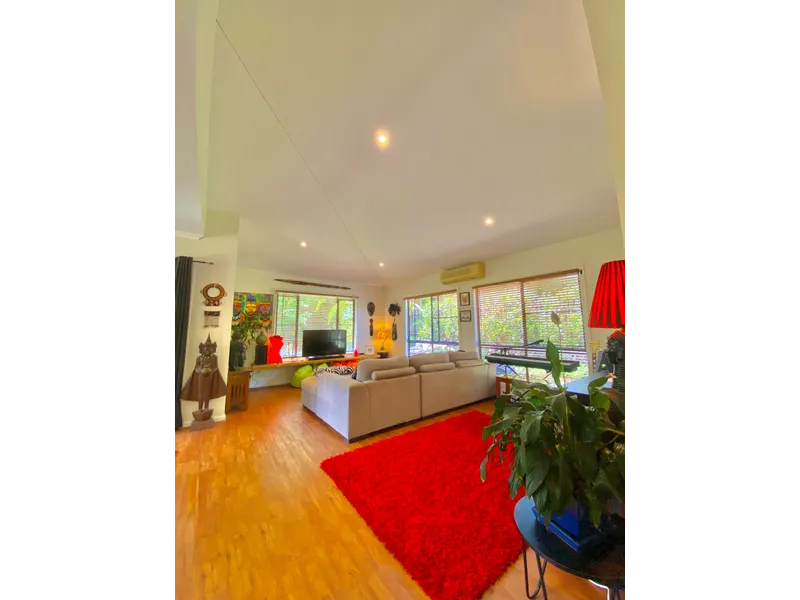 Gorgeous fully furnished home in the heart of Bellingen
