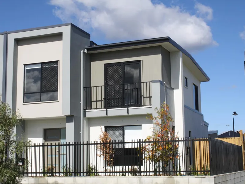 Modern town home with balcony and solar power