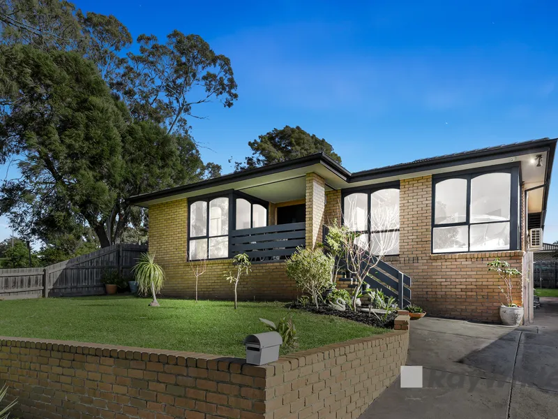 FIRST CLASS FAMILY LIVING LIKE NO OTHER !