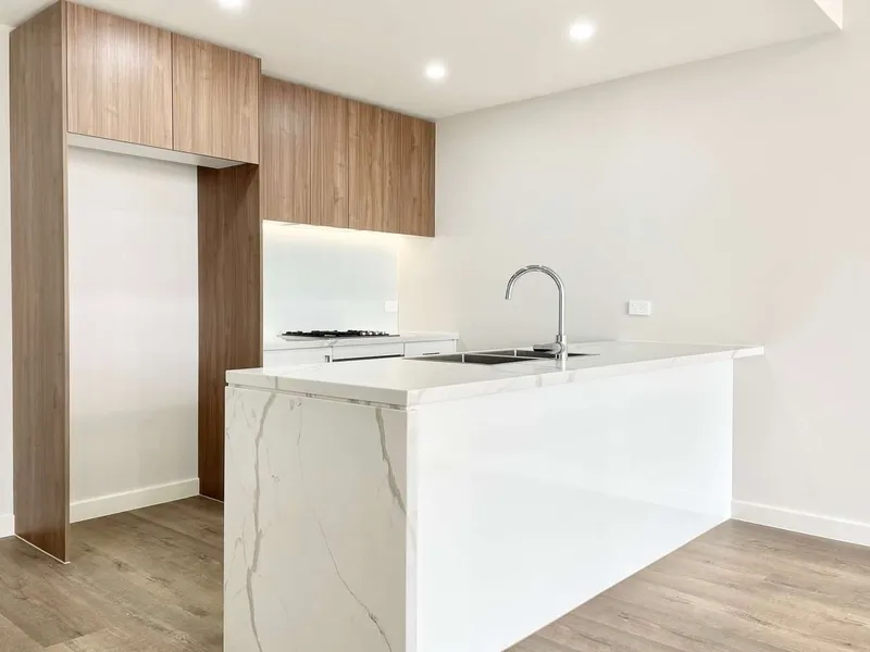Walking distance to everything, Shops, Schools, Childcare and Train Station.......