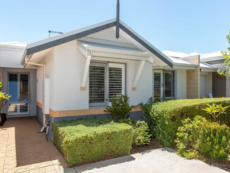 Contemporary, stylish and right on the river’s edge